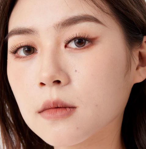 PESTAÑAS SUAVES Y SUSURRANTES